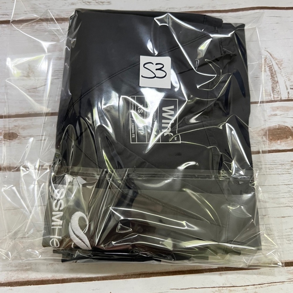 Wink Scrub Top Black SSM Health Embroidered V-Neck XS 2 Pack - Picture 7 of 7